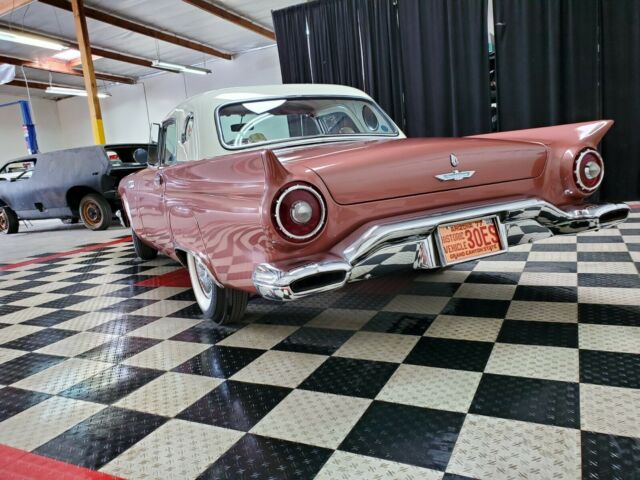 1957 Ford Thunderbird Sport Coupe - photo 10
