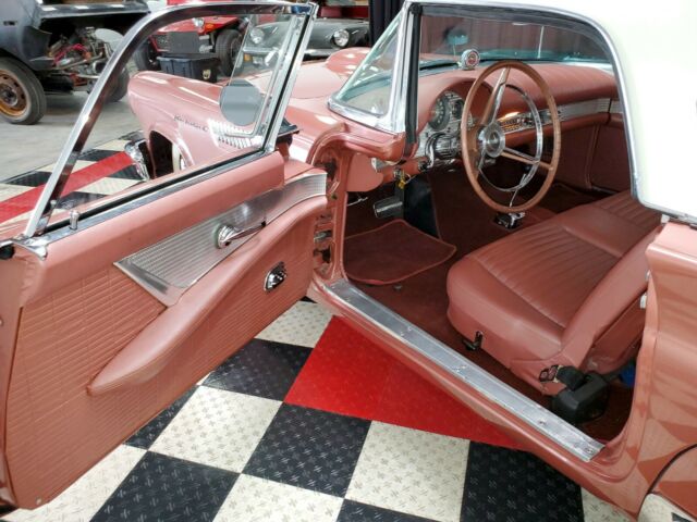 1957 Ford Thunderbird Sport Coupe - photo 11