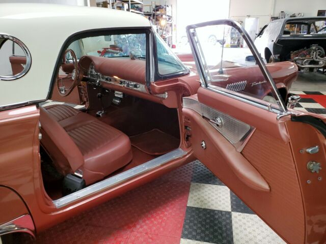 1957 Ford Thunderbird Sport Coupe - photo 12
