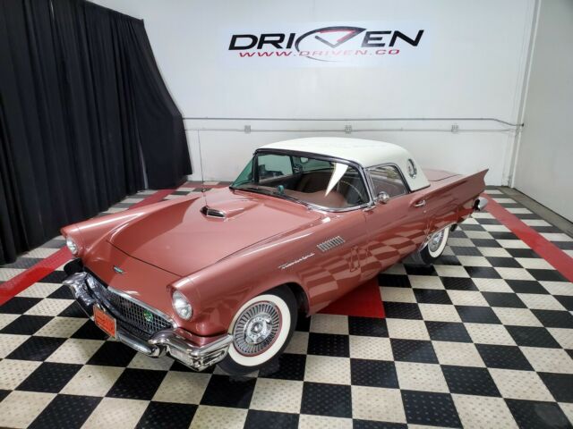 1957 Ford Thunderbird Sport Coupe - photo 3