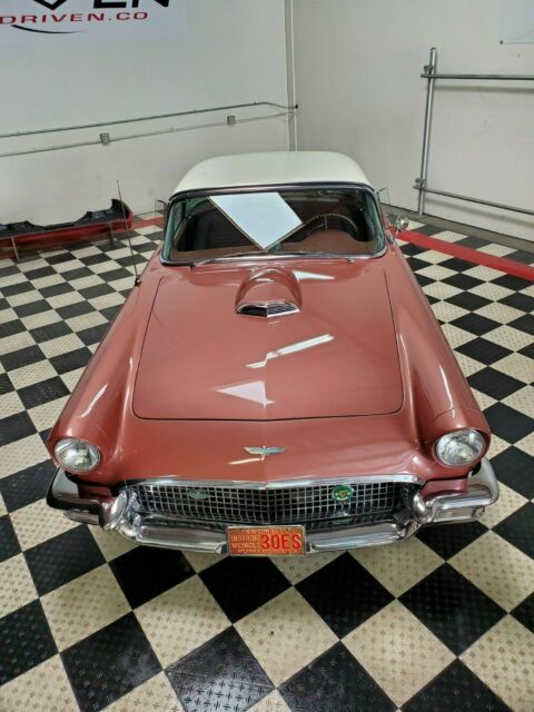 1957 Ford Thunderbird Sport Coupe - photo 5
