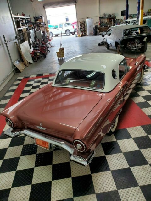 1957 Ford Thunderbird Sport Coupe - photo 9