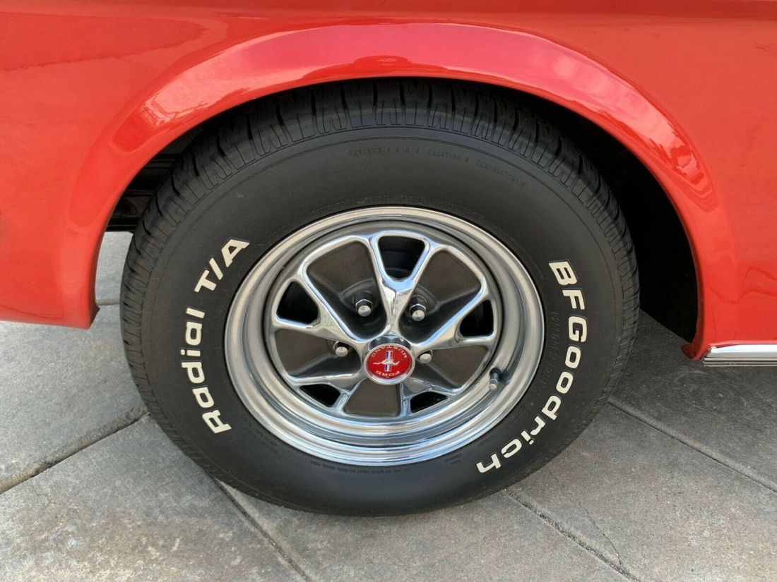 1965 Ford Mustang - photo 3