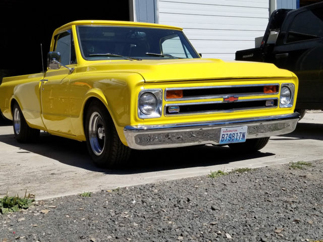 GORGEOUS 1967 Chevrolet C10 1/2 ton pickup with LS1 and 4L80 Transmission 1967 Chevrolet C-10