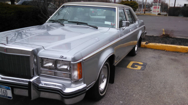 GORGEOUS 1977 LINCOLN VERSAILLES GRANDMAS CAR ELEGANCE, CLASS 59,000 MILES 1977 Lincoln Other 4 DOOR SEDAN