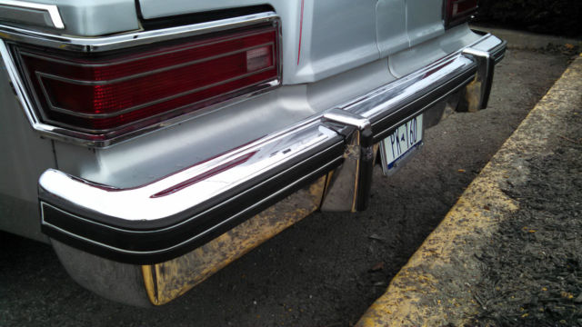 1977 Lincoln Other 4 DOOR SEDAN - photo 10
