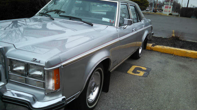 1977 Lincoln Other 4 DOOR SEDAN - photo 12