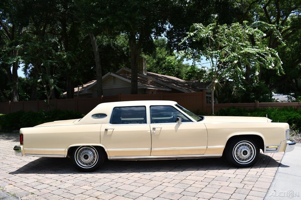 1978 Lincoln Continental 68,493 Actual Miles Fully Loaded - photo 4