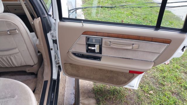 1990 Lincoln Other Tan Velour - photo 11
