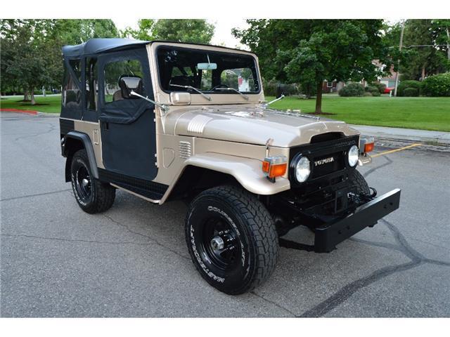 1976 Toyota Land Cruiser --