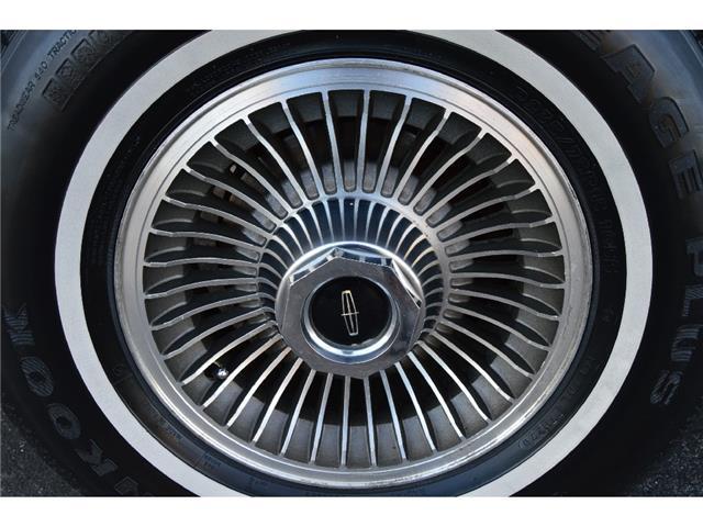1979 Lincoln Continental Town Car Luxury - photo 9