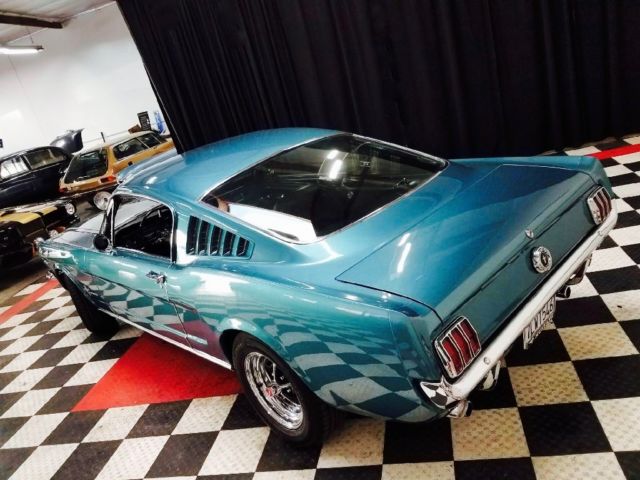 1965 Ford Mustang 2+2 - photo 3