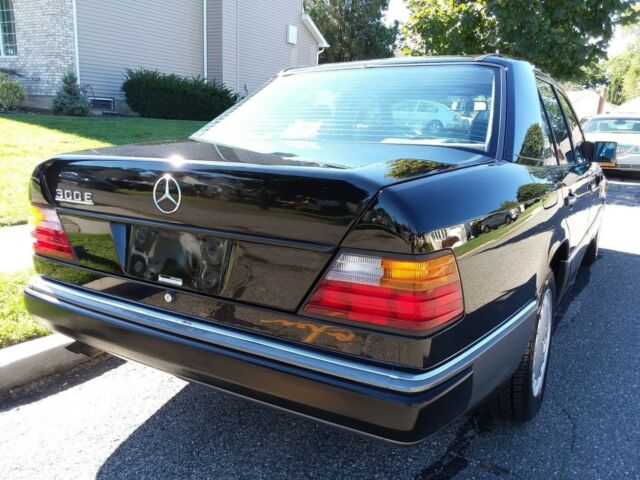 1991 Mercedes-Benz 300-Series W124 - photo 11
