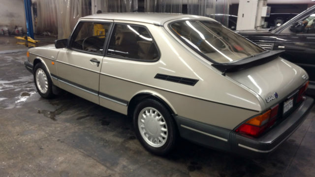 1992 Saab 900 S - photo 2