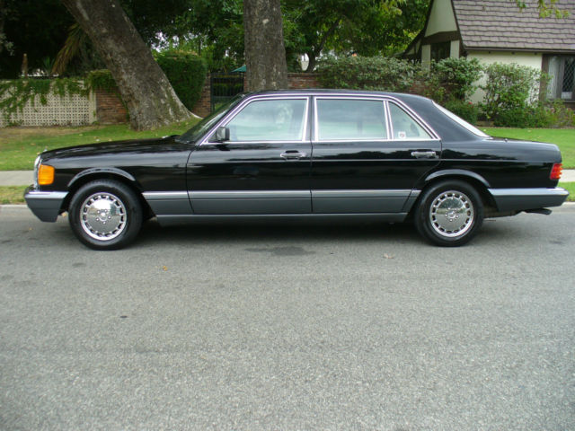 1989 Mercedes-Benz 400-Series Black - photo 2