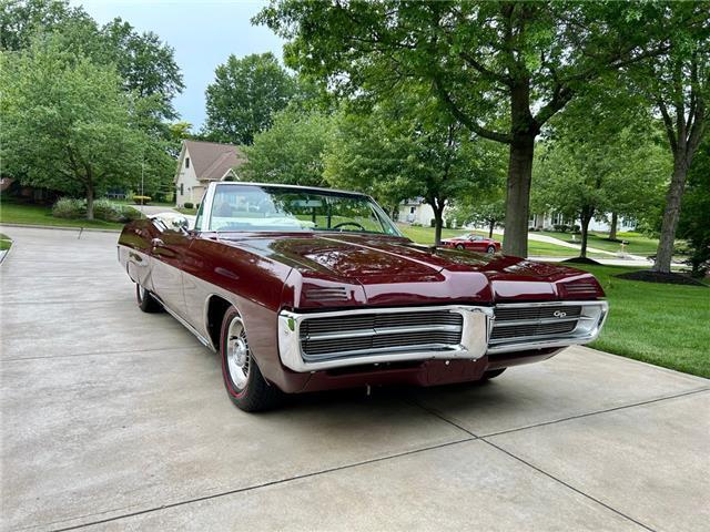 1967 Pontiac Grand Prix - photo 2