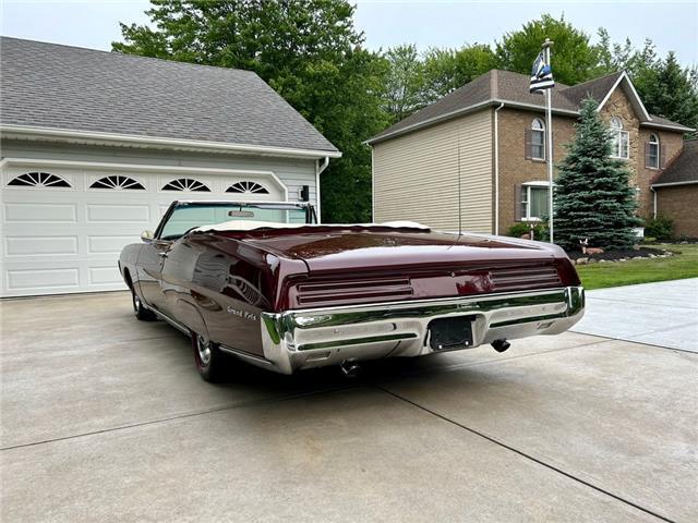 1967 Pontiac Grand Prix - photo 6