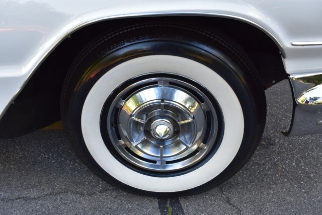 1961 Buick Electra 225 - photo 12