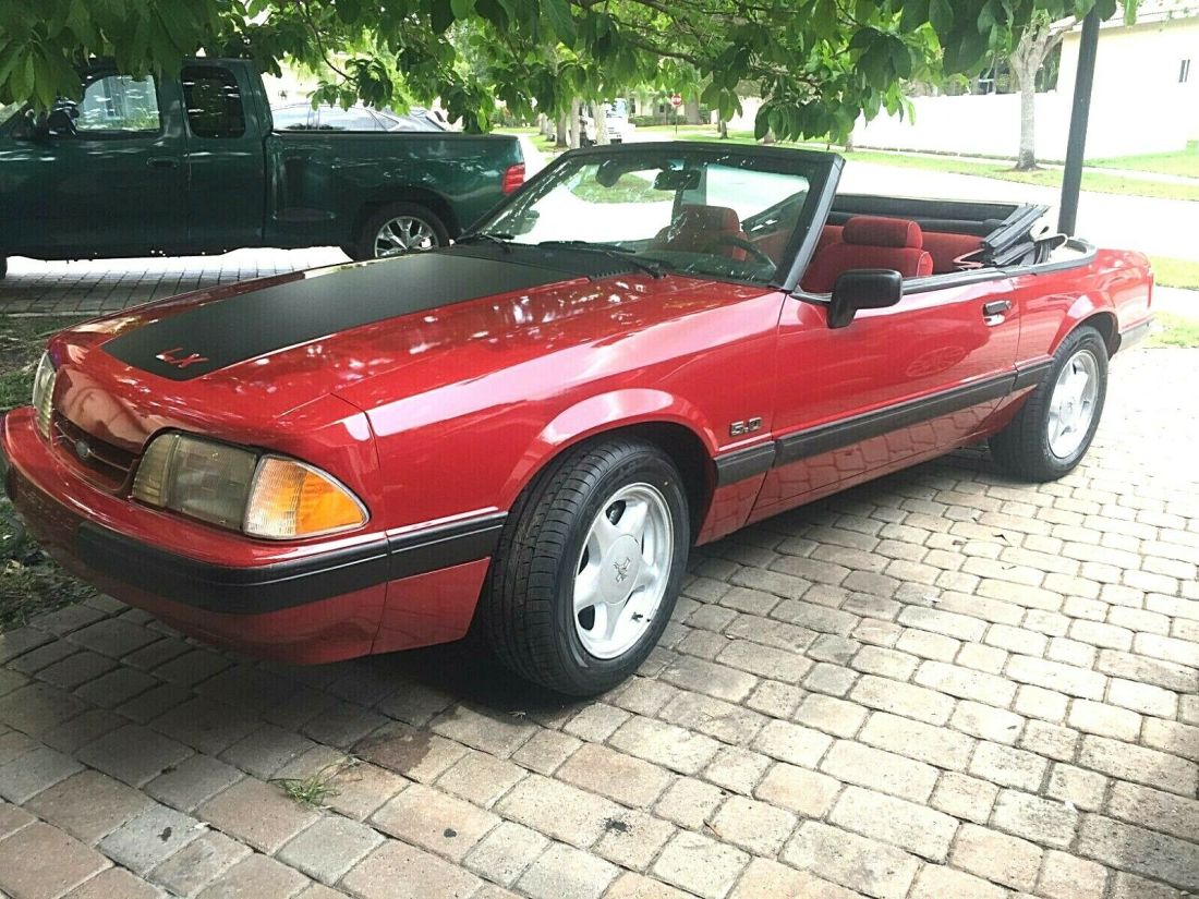 GORGEOUS FOX BODY 1988 FORD MUSTANG LX 5.0 CONVERTIBLE, ALL STOCK, NO RESERVE! 1988 Ford Mustang LX 5.0 Convertible Fox Body