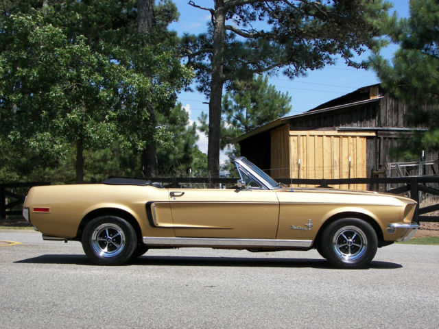 Gorgeous Fully Restored 1968 Mustang Convertible Loaded Rare Color Show and Go!! 1968 Ford Mustang