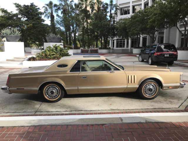 1979 Lincoln Mark Series - photo 2