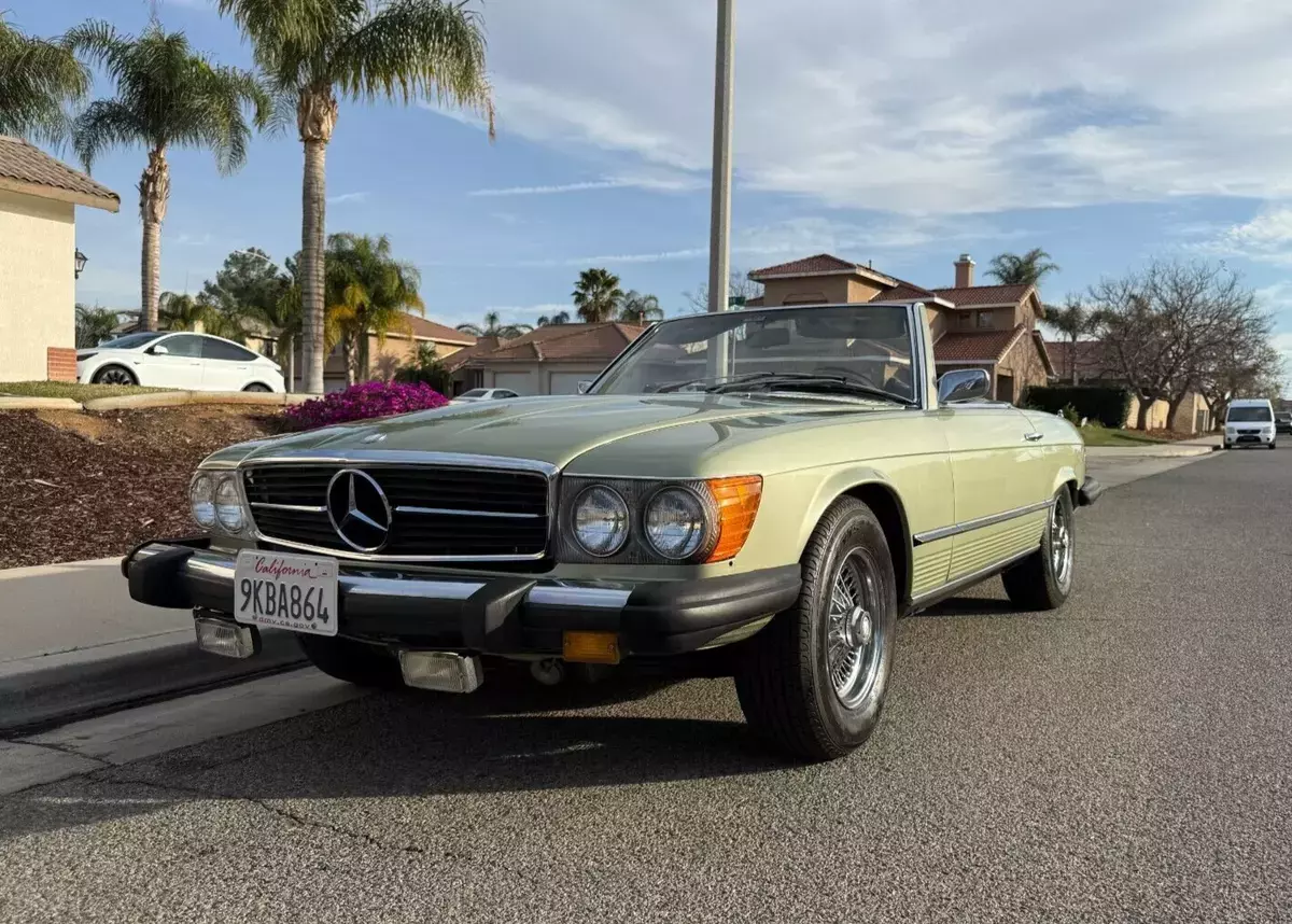GORGEOUS Green 1974 Mercedes 450 SL with Dayton Wheels (Running and Driving) 1974 Mercedes-Benz SL-Class