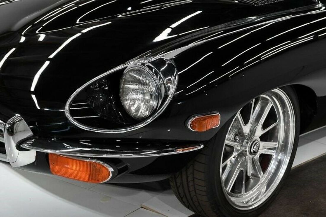 1969 Jaguar XK - photo 11