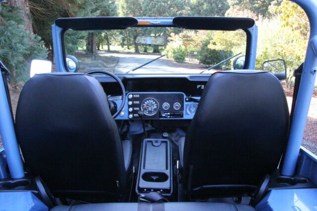 1985 Jeep CJ 7 Solid and Rust Free! NO RESERVE!! 100+pics - photo 6