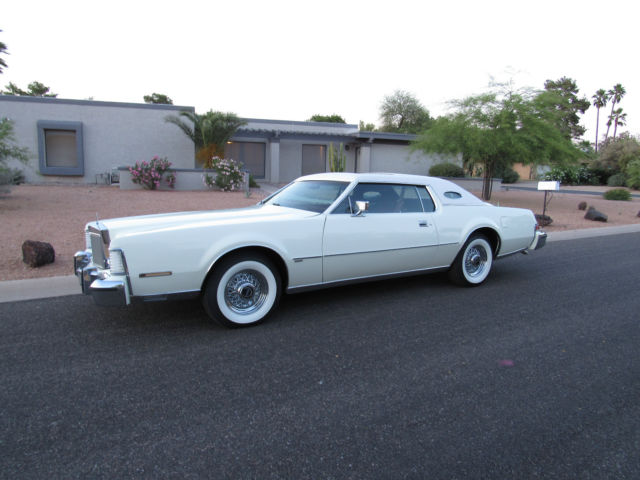 1974 Lincoln Mark Series 2-Door Coupe - photo 2
