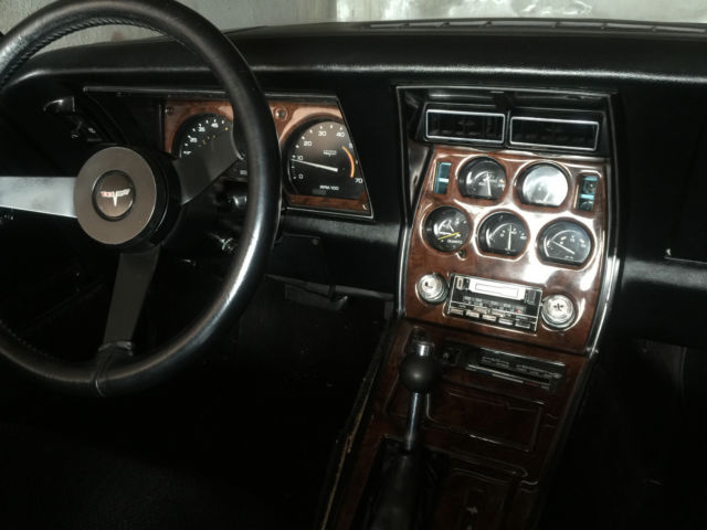 1981 Chevrolet Corvette - photo 7