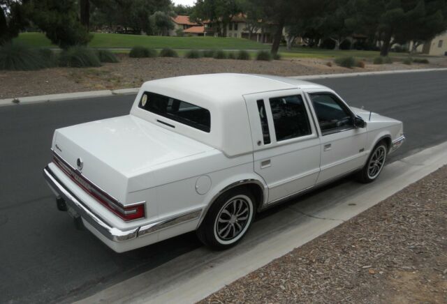 1992 Chrysler Imperial - photo 6