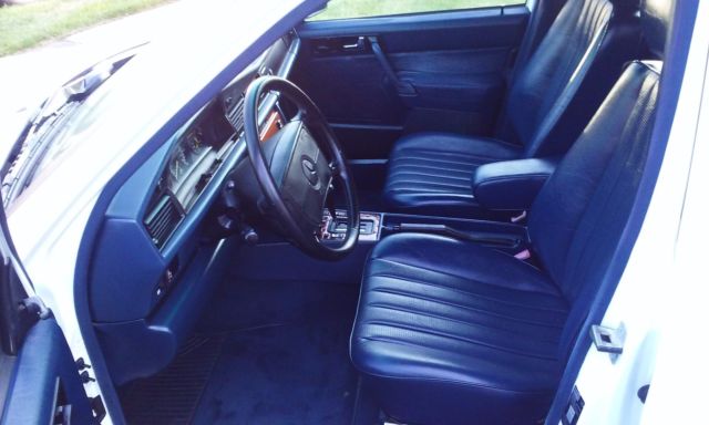 1991 Mercedes-Benz 190-Series - photo 9