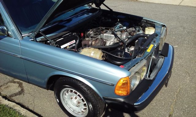 1985 Mercedes-Benz 300-Series W123 - photo 4