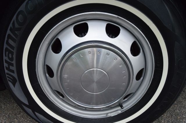 1969 Oldsmobile Toronado Custom - photo 10