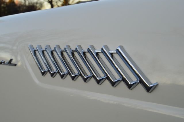 1957 Ford Thunderbird Roadster - photo 11