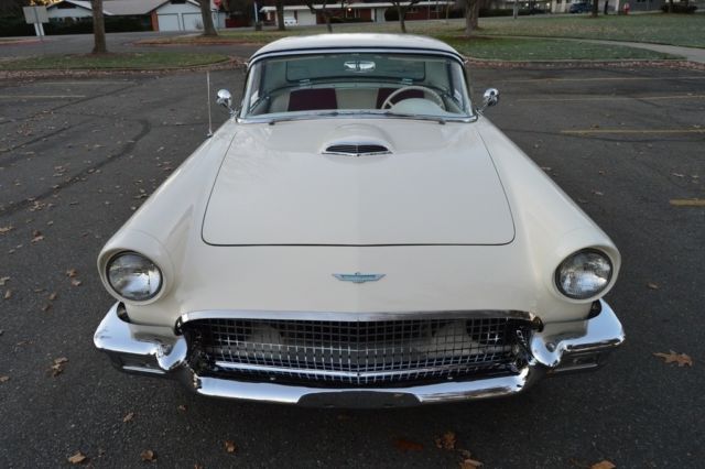 1957 Ford Thunderbird Roadster - photo 7