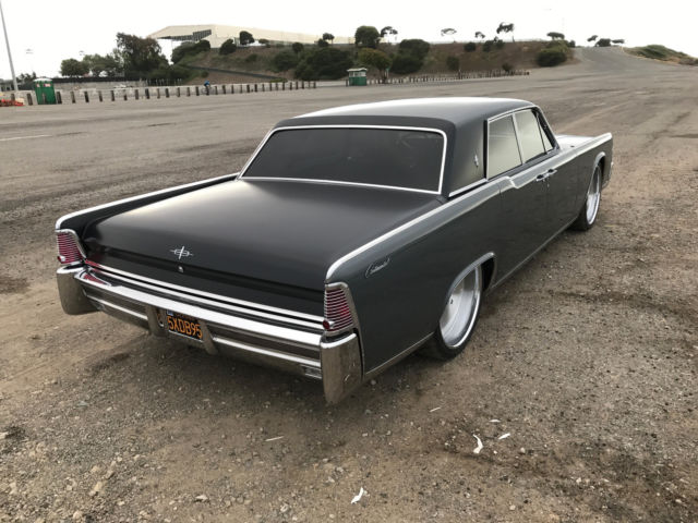1965 Lincoln Continental - photo 10
