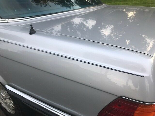 1979 Mercedes-Benz 400-Series Sedan - photo 10
