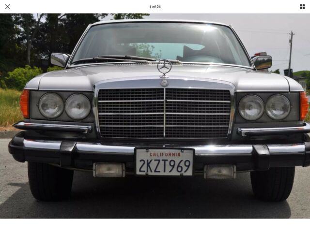 1979 Mercedes-Benz 400-Series Sedan - photo 2