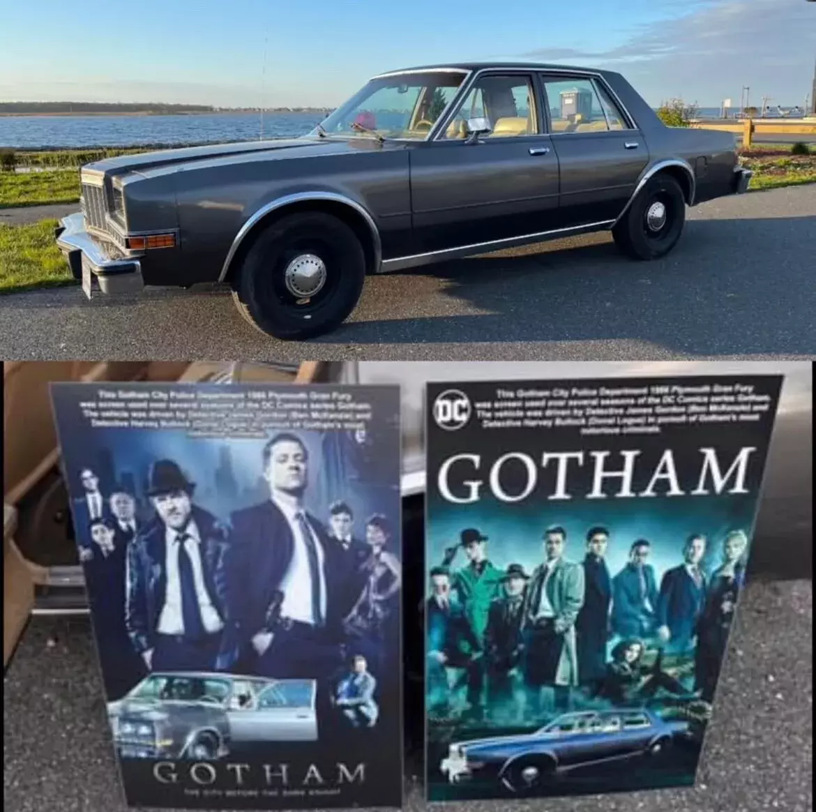 Gotham TV Show Screen Used 1986 Plymouth Gran Fury - Ben McKenzie 1986 Plymouth Other