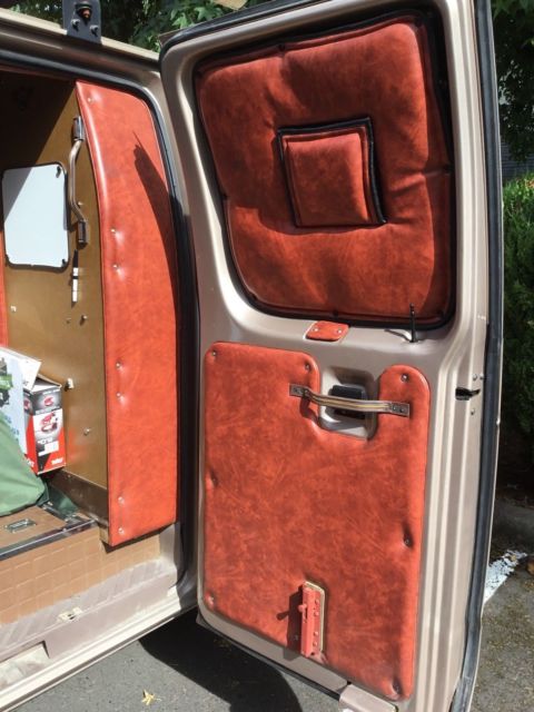 1992 Ford E-Series Van - photo 5