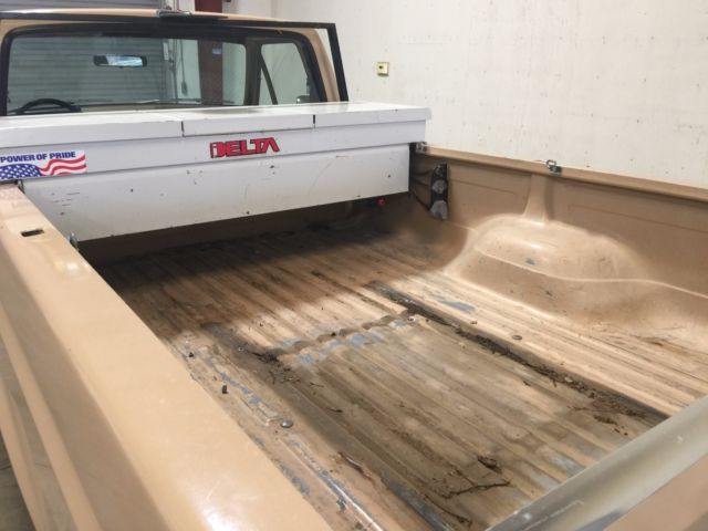 1990 Ford F-150 Custom - photo 7