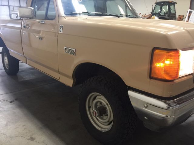 1990 Ford F-150 Custom - photo 9