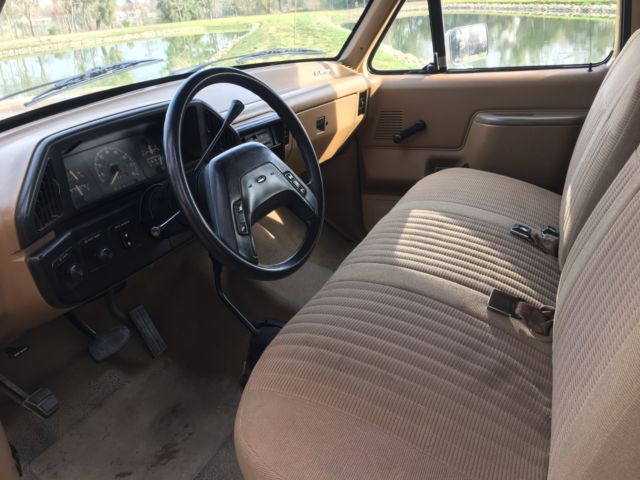 1988 Ford Bronco Custom - photo 11