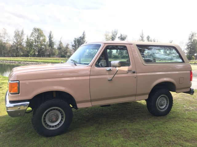 1988 Ford Bronco Custom - photo 2