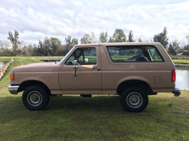 1988 Ford Bronco Custom - photo 3
