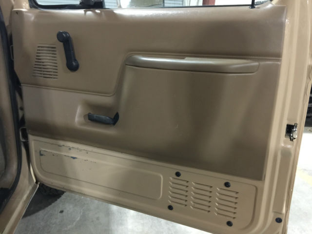 1989 Ford F-150 Custom - photo 10