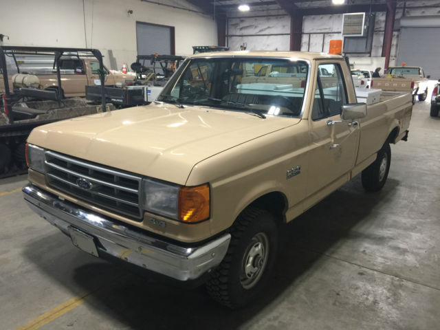 GOVT. MAINTAINED FLEET VEHICLE NO RESERVE!!! 1987 1988 1989 1991 1992 1993 1994 1990 Ford F-150 Custom Standard Cab Pickup 2-Door