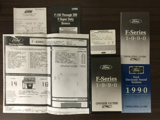 1990 Ford F-150 Custom Standard Cab Pickup 2-Door - photo 2