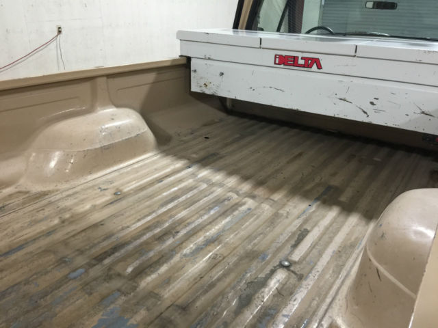 1990 Ford F-150 Custom Standard Cab Pickup 2-Door - photo 5